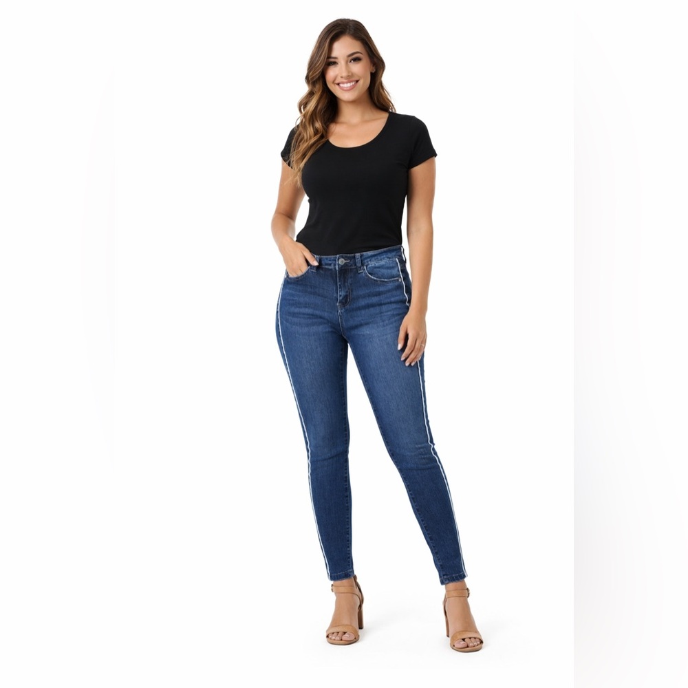 Judy Blue Skinny Jeans Women’s Mid Rise Stretch Denim Dark Wash